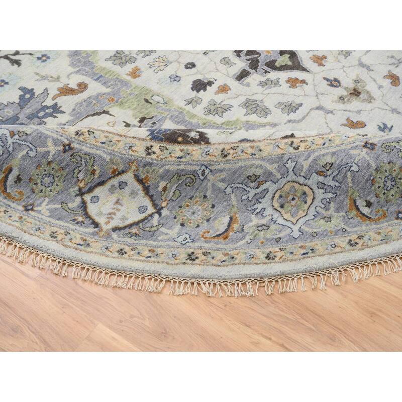 Shahbanu Rugs Light Gray, Hand Knotted Denser Weave, Oushak with All Over Motifs Extra Soft Wool